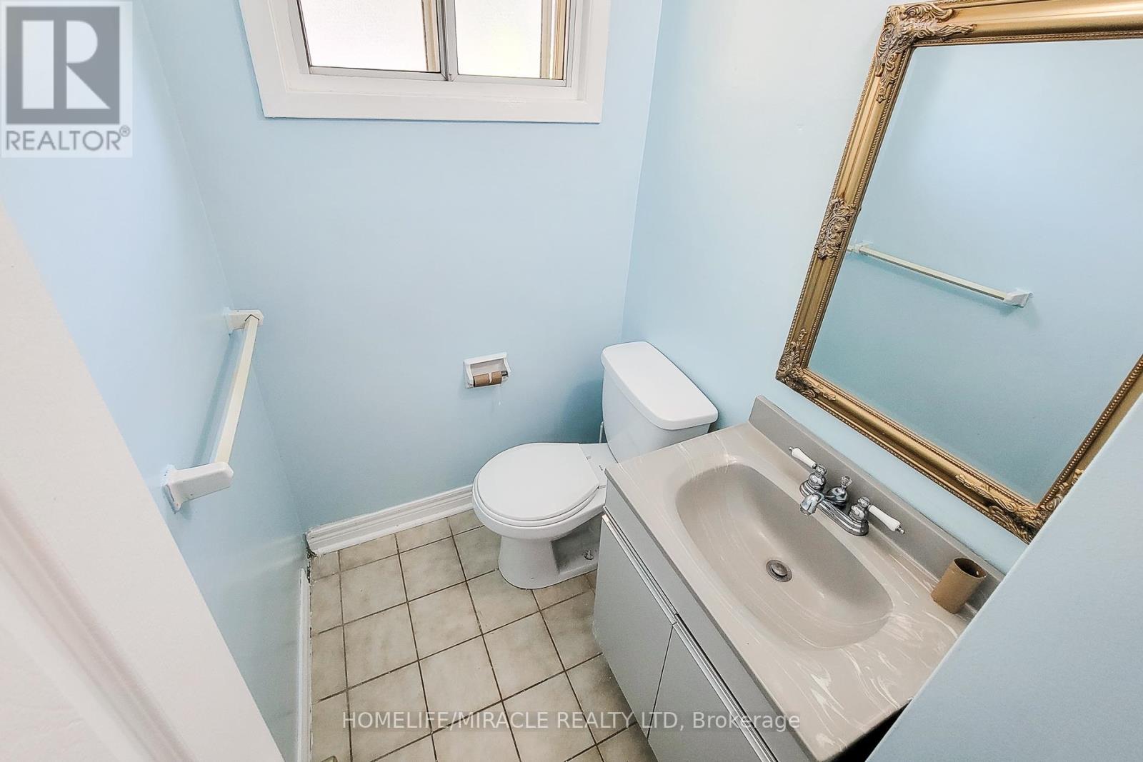 4433 Meadowvale Drive, Niagara Falls, Ontario  L2E 5W8 - Photo 32 - X12629030