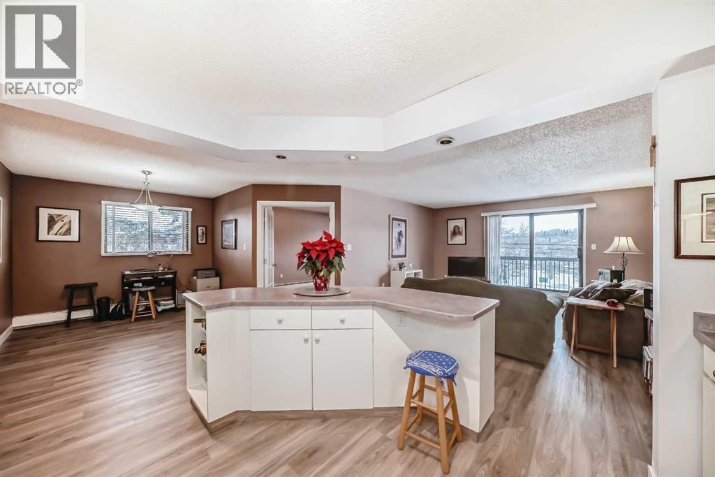 302, 2611 1 Avenue Nw, Calgary, Alberta  T2N 0C5 - Photo 7 - A2274558