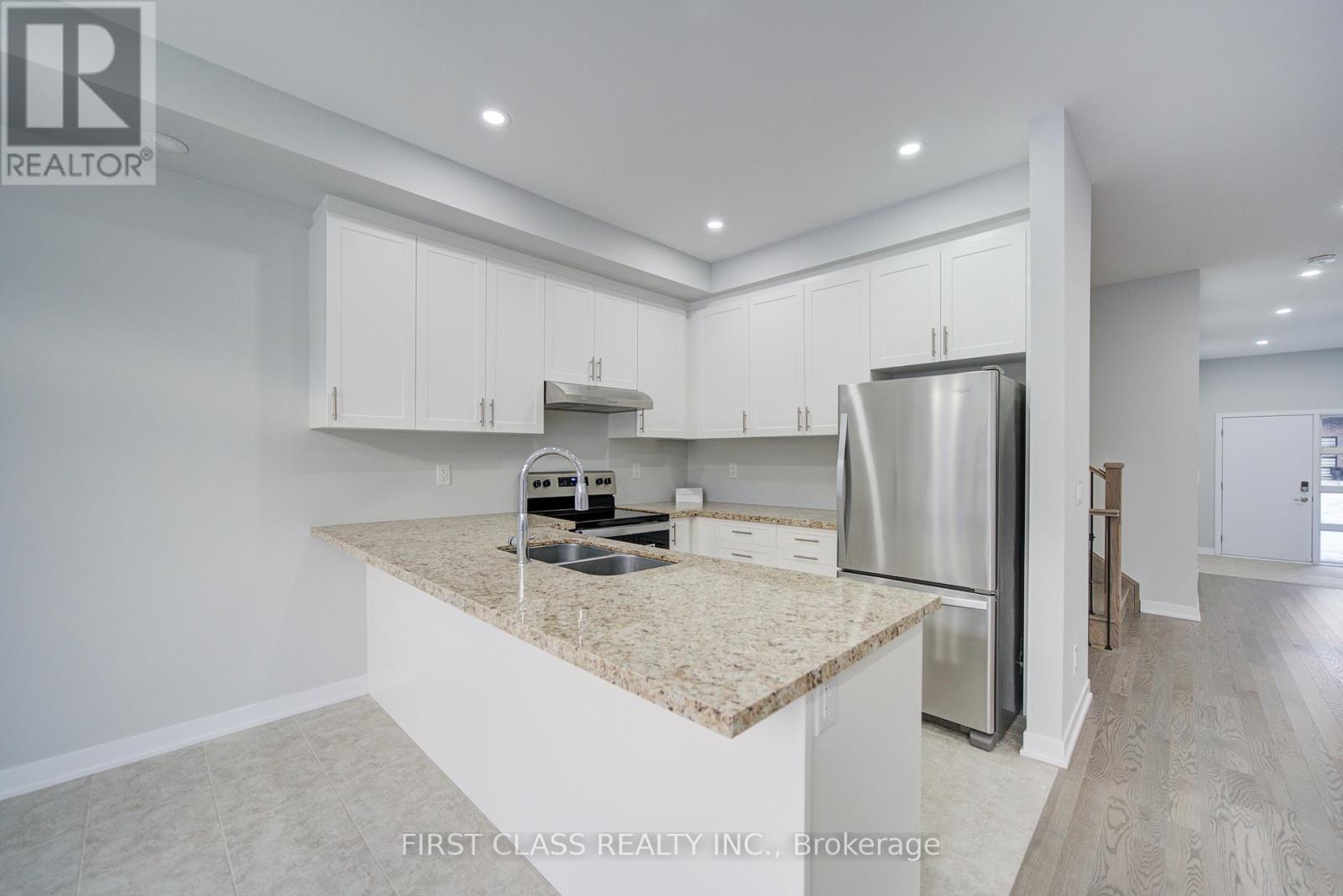 24 Freeman Williams Street, Markham, Ontario  L6C 3M8 - Photo 13 - N12627430