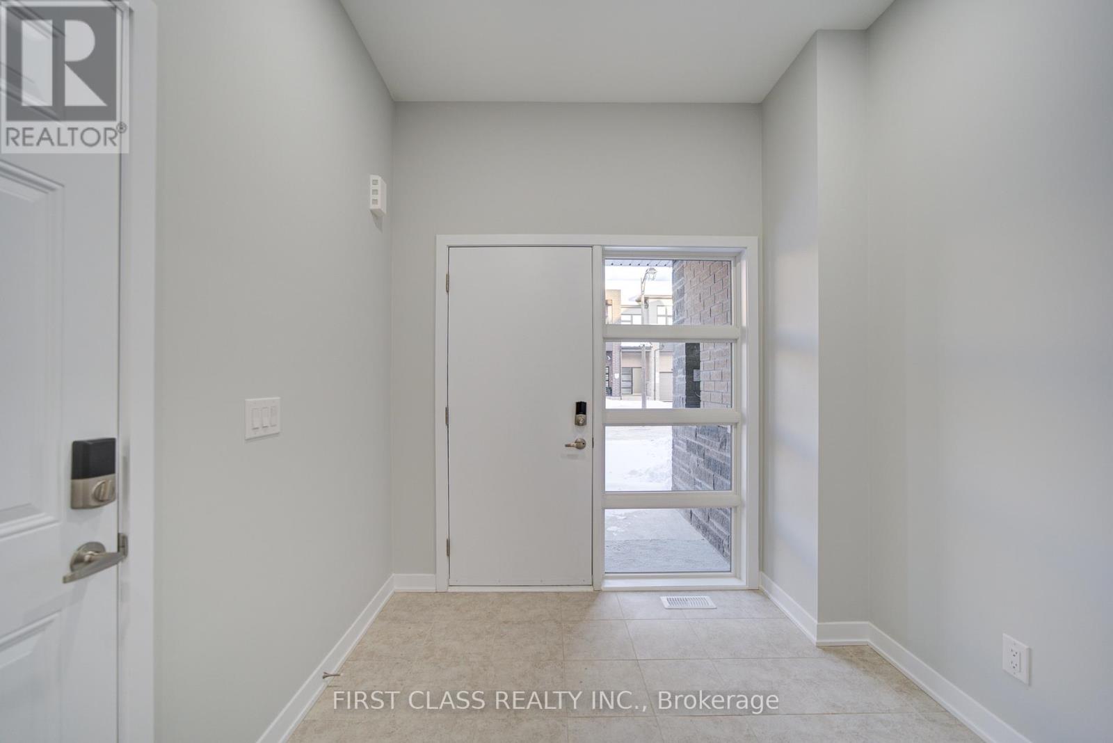 24 Freeman Williams Street, Markham, Ontario  L6C 3M8 - Photo 5 - N12627430