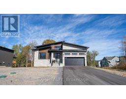 111 FRANK FISHER CRESCENT, Mississippi Mills, Ontario