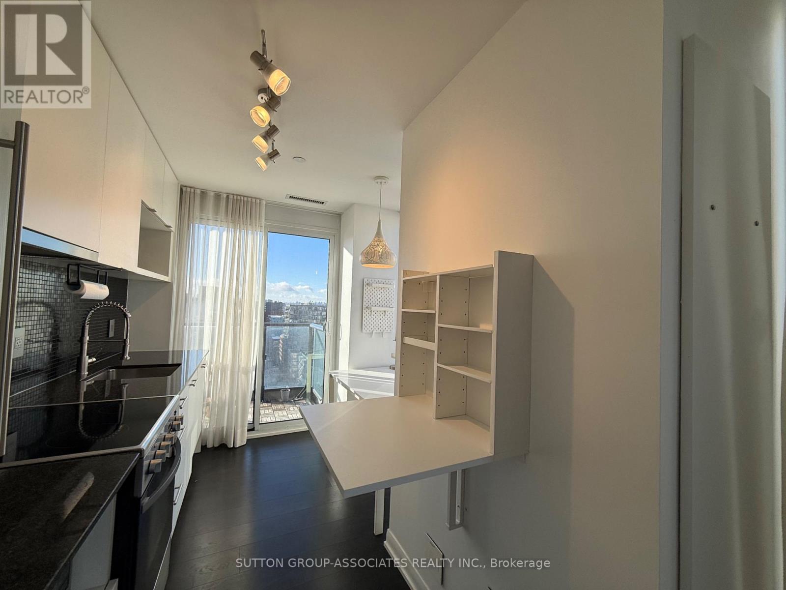 1608 - 435 Richmond Street W, Toronto, Ontario  M5V 1Y1 - Photo 6 - C12629040