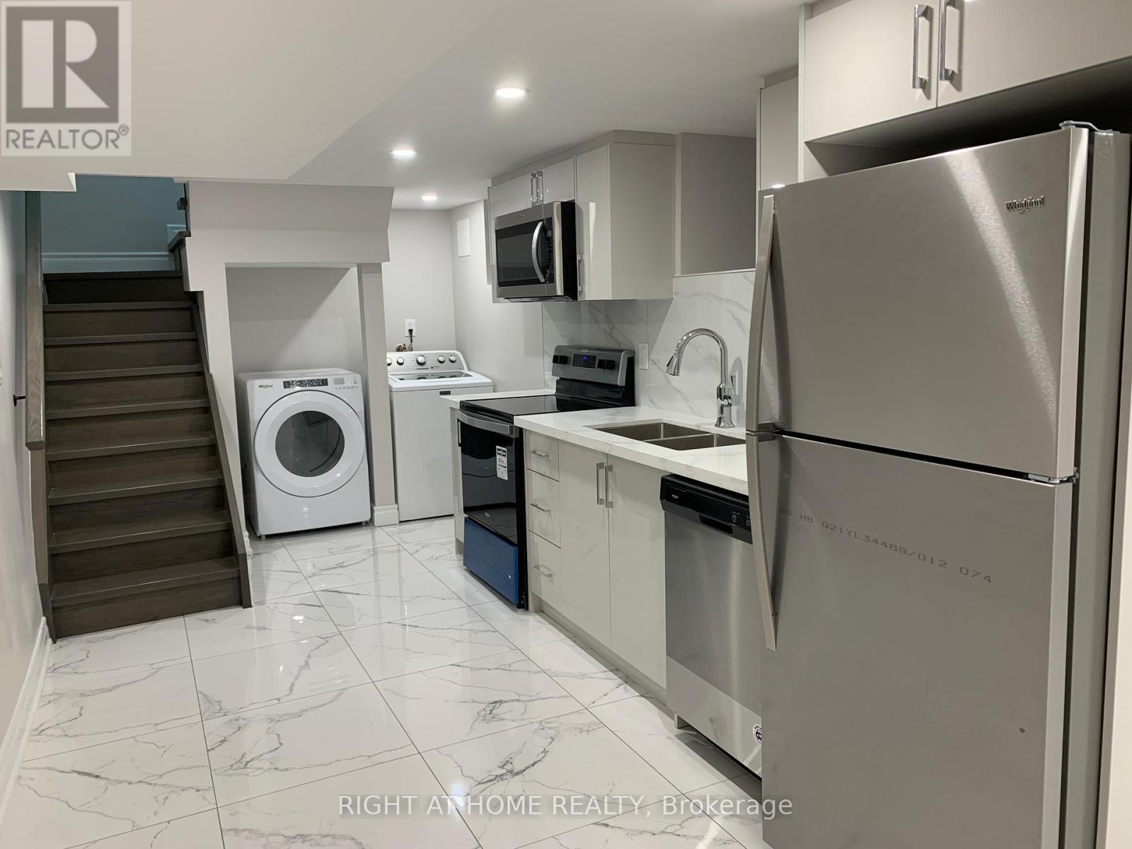 251 MAJOR STREET, Toronto, Ontario