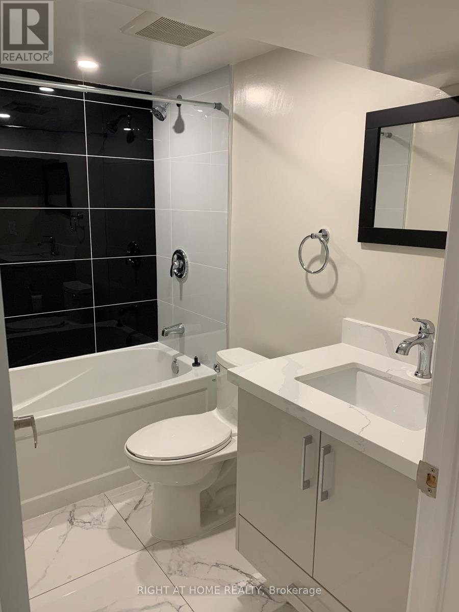 251 Major Street, Toronto, Ontario  M5S 2L5 - Photo 8 - C12629050