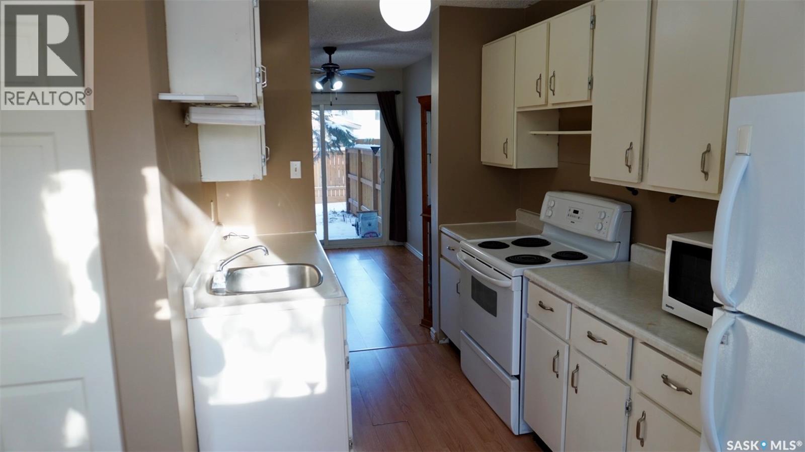 14 330 Haight Crescent, Saskatoon, Saskatchewan  S7H 4V9 - Photo 7 - SK025553