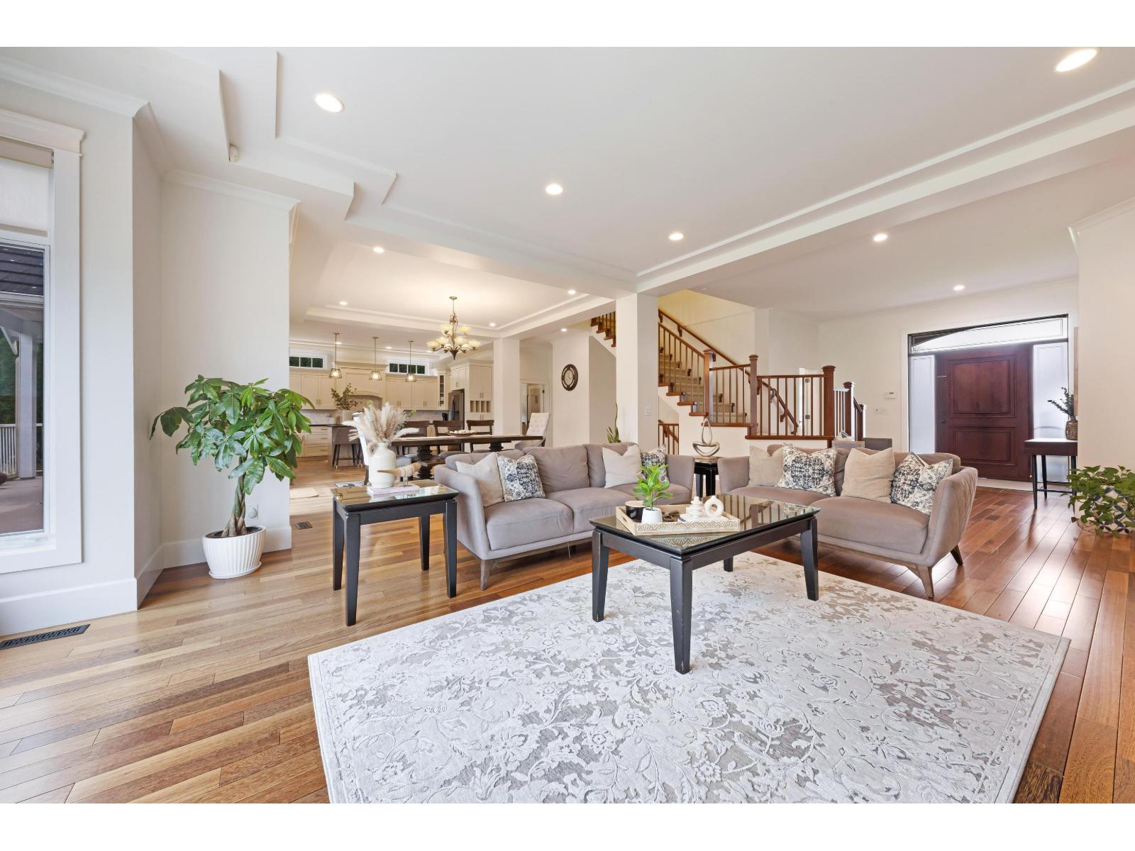 17038 Greenway Drive, Surrey, British Columbia  V4N 5C5 - Photo 4 - R3070424