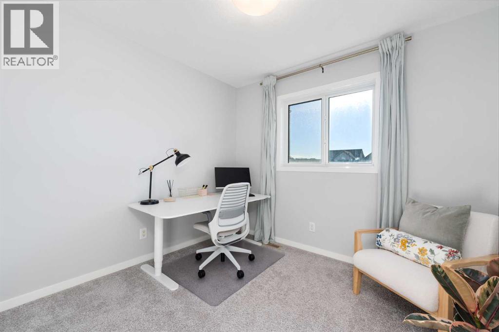 108 Masters Heights Se, Calgary, Alberta  T3M 2M8 - Photo 24 - A2269325