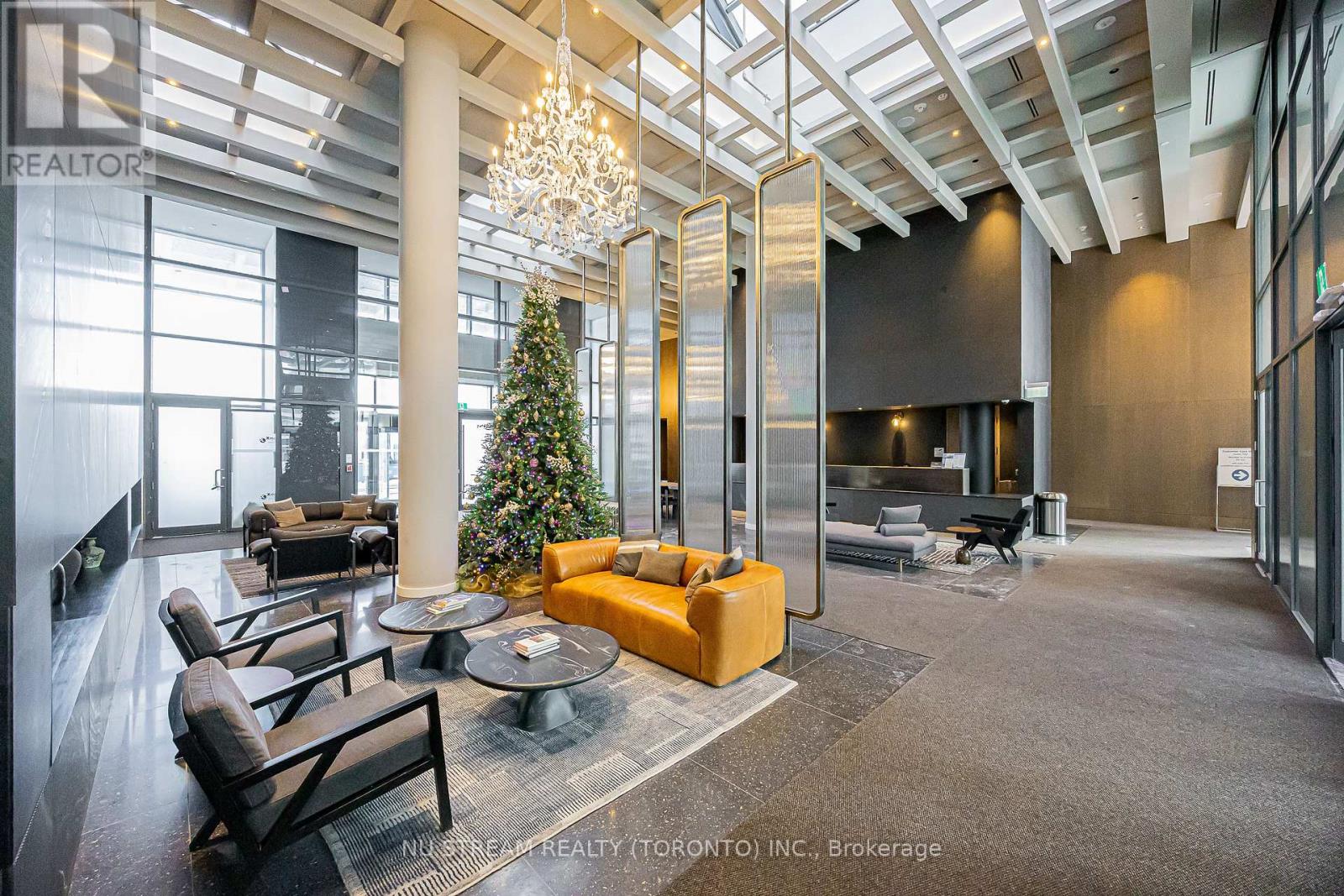 4106 - 8 Interchange Way, Vaughan, Ontario  L4K 0R2 - Photo 3 - N12620734