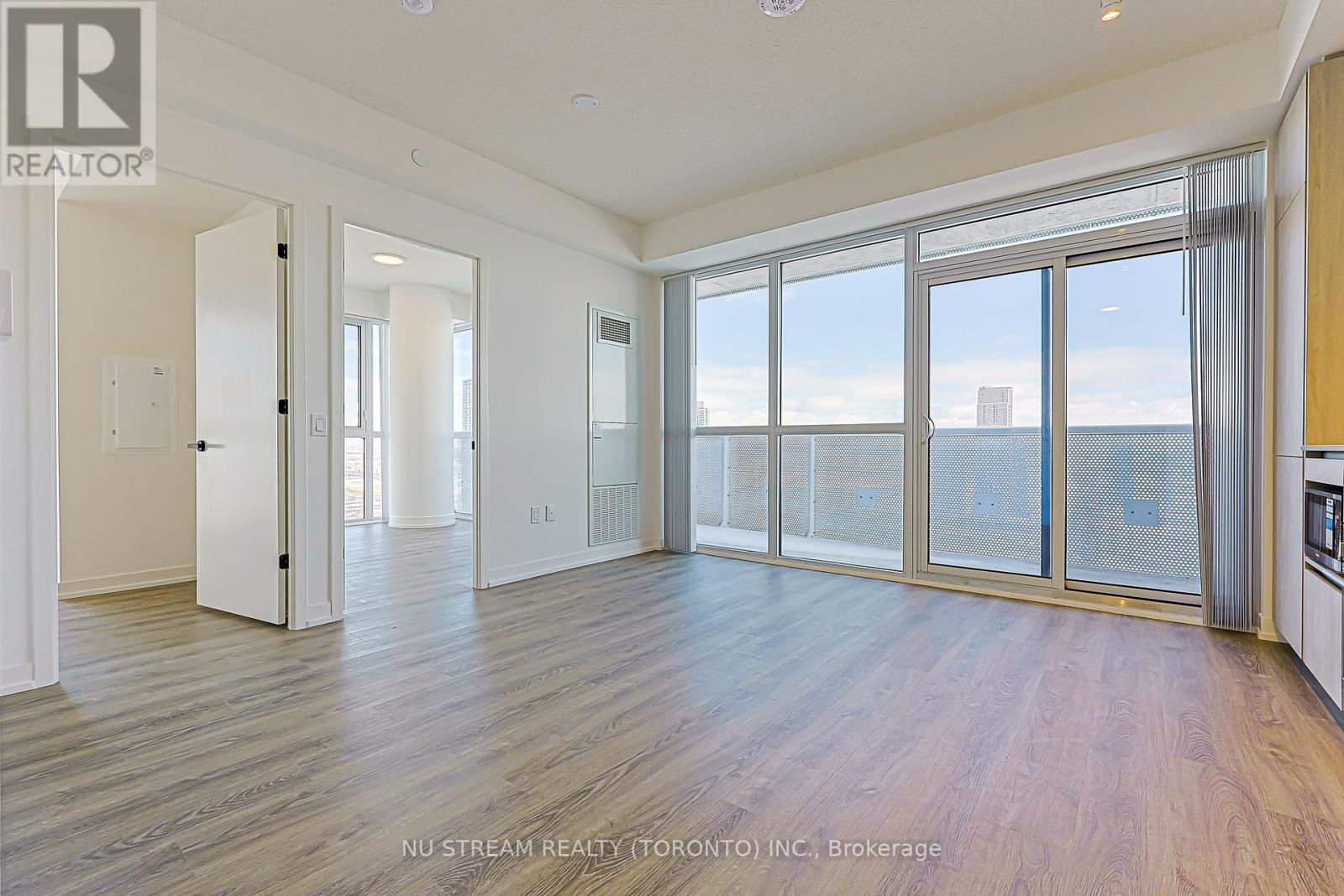 4106 - 8 Interchange Way, Vaughan, Ontario  L4K 0R2 - Photo 21 - N12620734