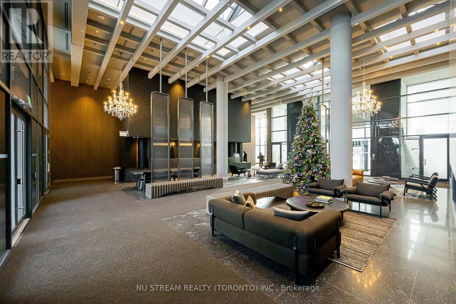 4106 - 8 Interchange Way, Vaughan, Ontario  L4K 0R2 - Photo 5 - N12620734