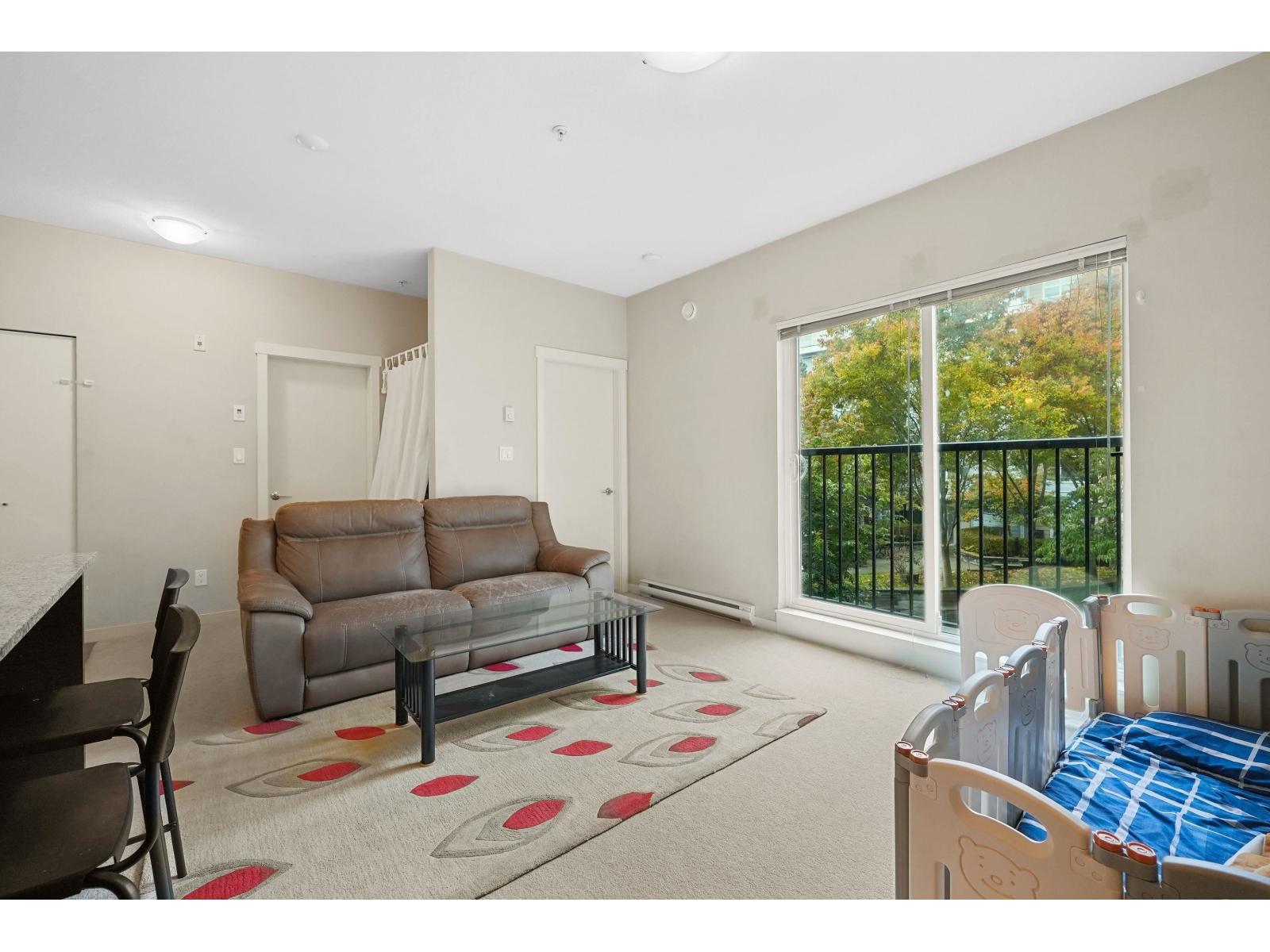 210 13728 108 Avenue, Surrey, British Columbia  V3T 0G2 - Photo 6 - R3073559