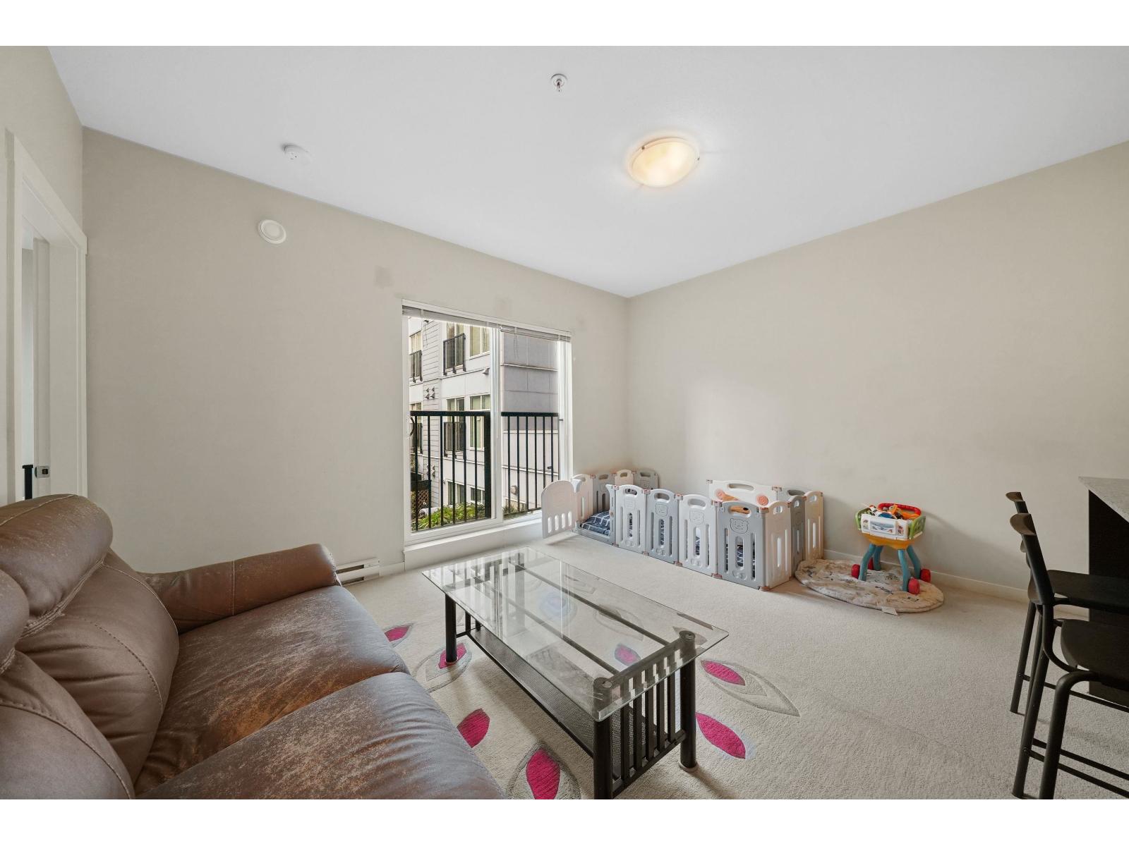 210 13728 108 Avenue, Surrey, British Columbia  V3T 0G2 - Photo 9 - R3073559