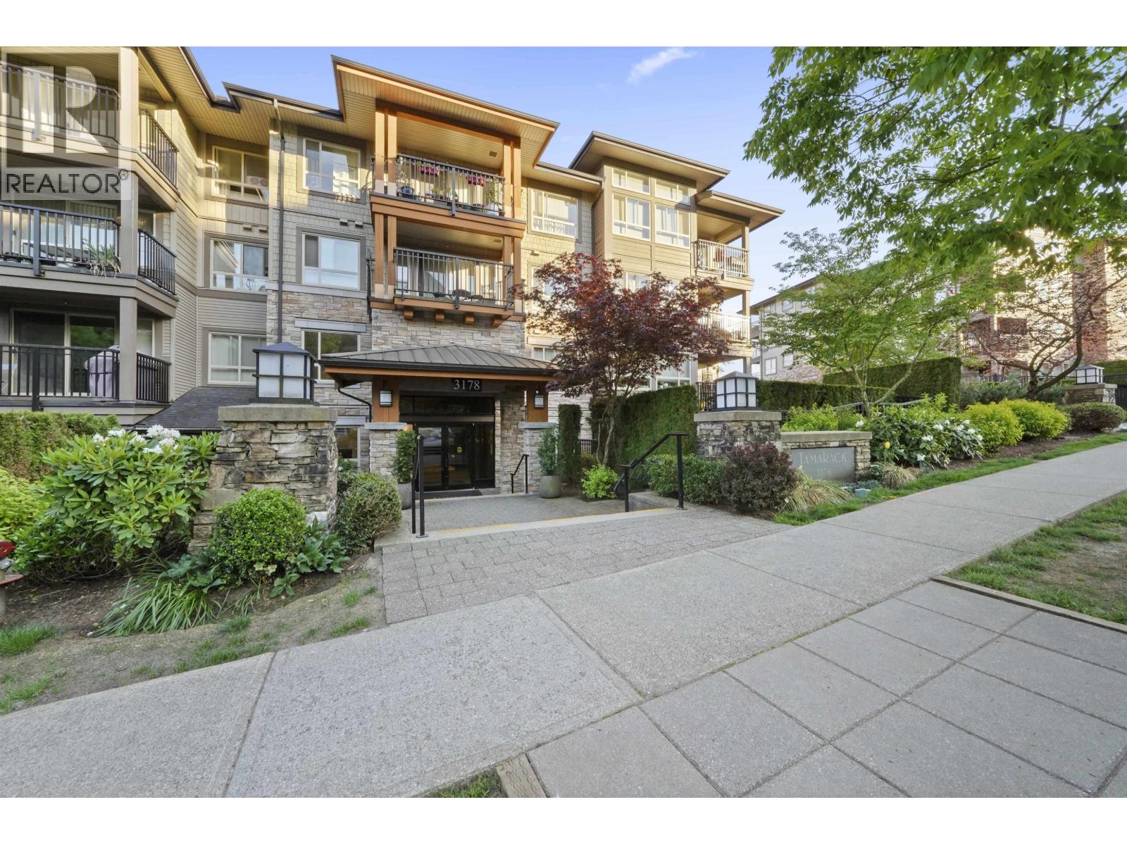 114 3178 Dayanee Springs Boulevard, Coquitlam, British Columbia  V3E 0B9 - Photo 1 - R3073626