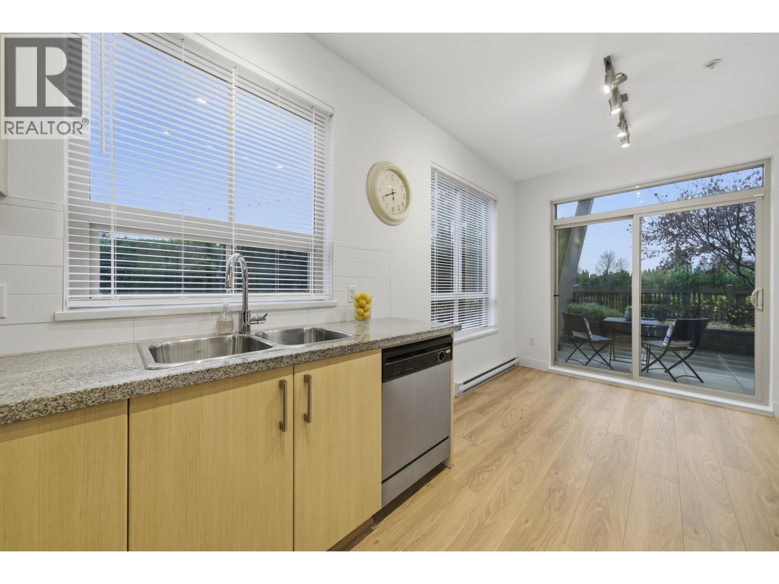 114 3178 Dayanee Springs Boulevard, Coquitlam, British Columbia  V3E 0B9 - Photo 11 - R3073626