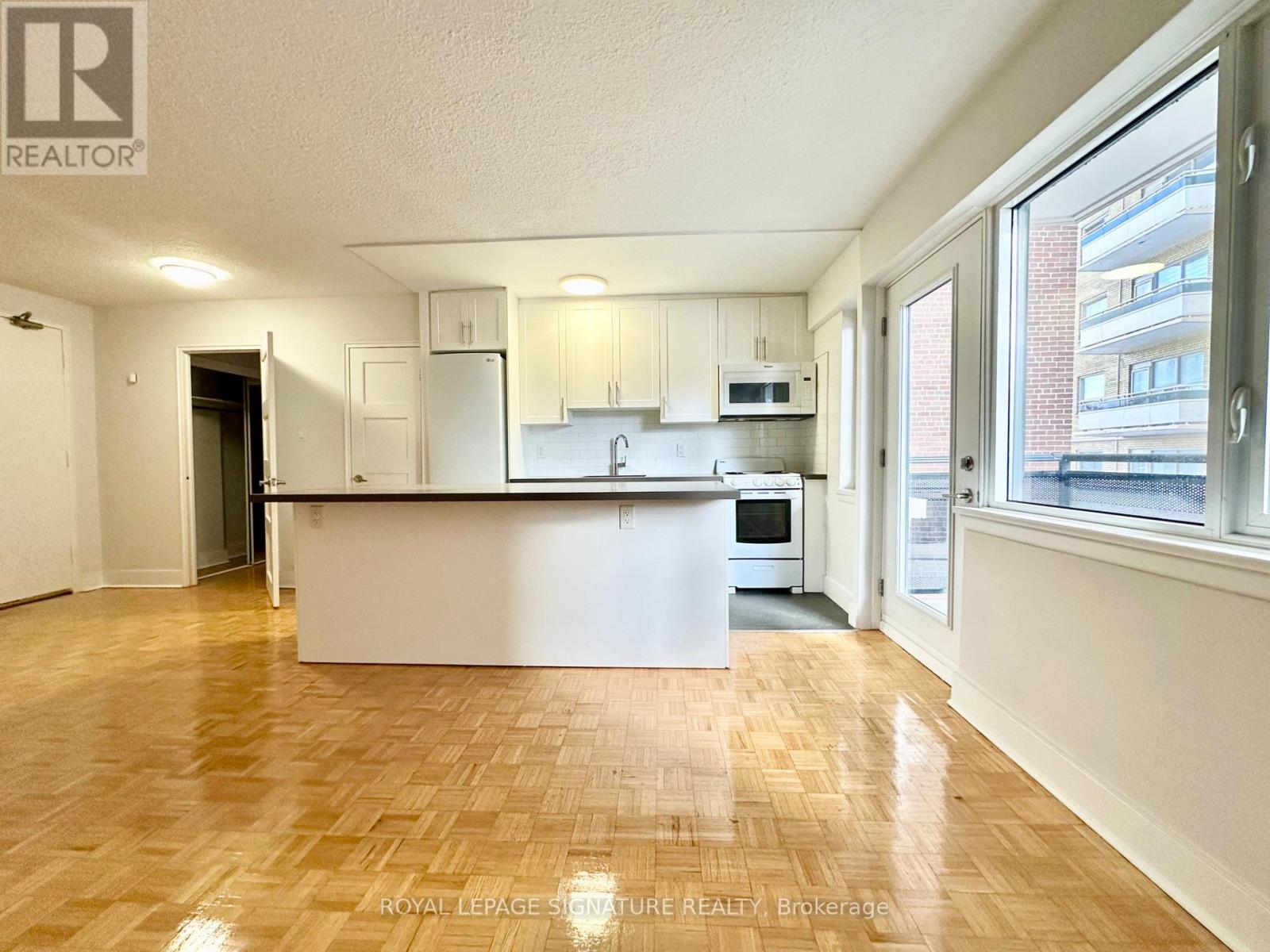 207 - 95 Lawton Boulevard, Toronto, Ontario  M4V 1Z8 - Photo 12 - C12615024