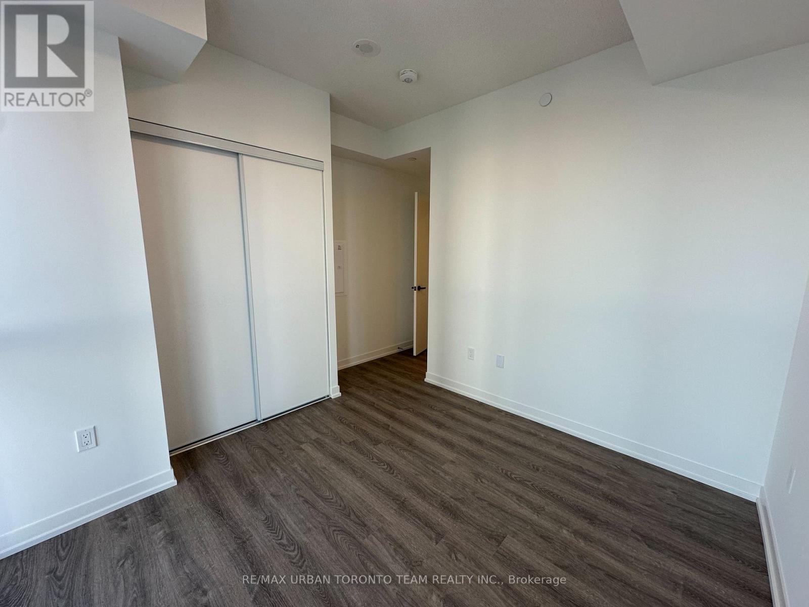 3202 - 8 Interchange Way, Vaughan (Vaughan Corporate Centre), Ontario  L4K 5Z7 - Photo 14 - N12592768