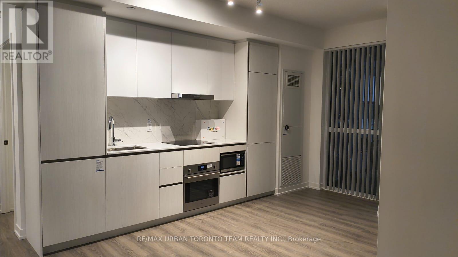 3202 - 8 Interchange Way, Vaughan (Vaughan Corporate Centre), Ontario  L4K 5Z7 - Photo 21 - N12592768