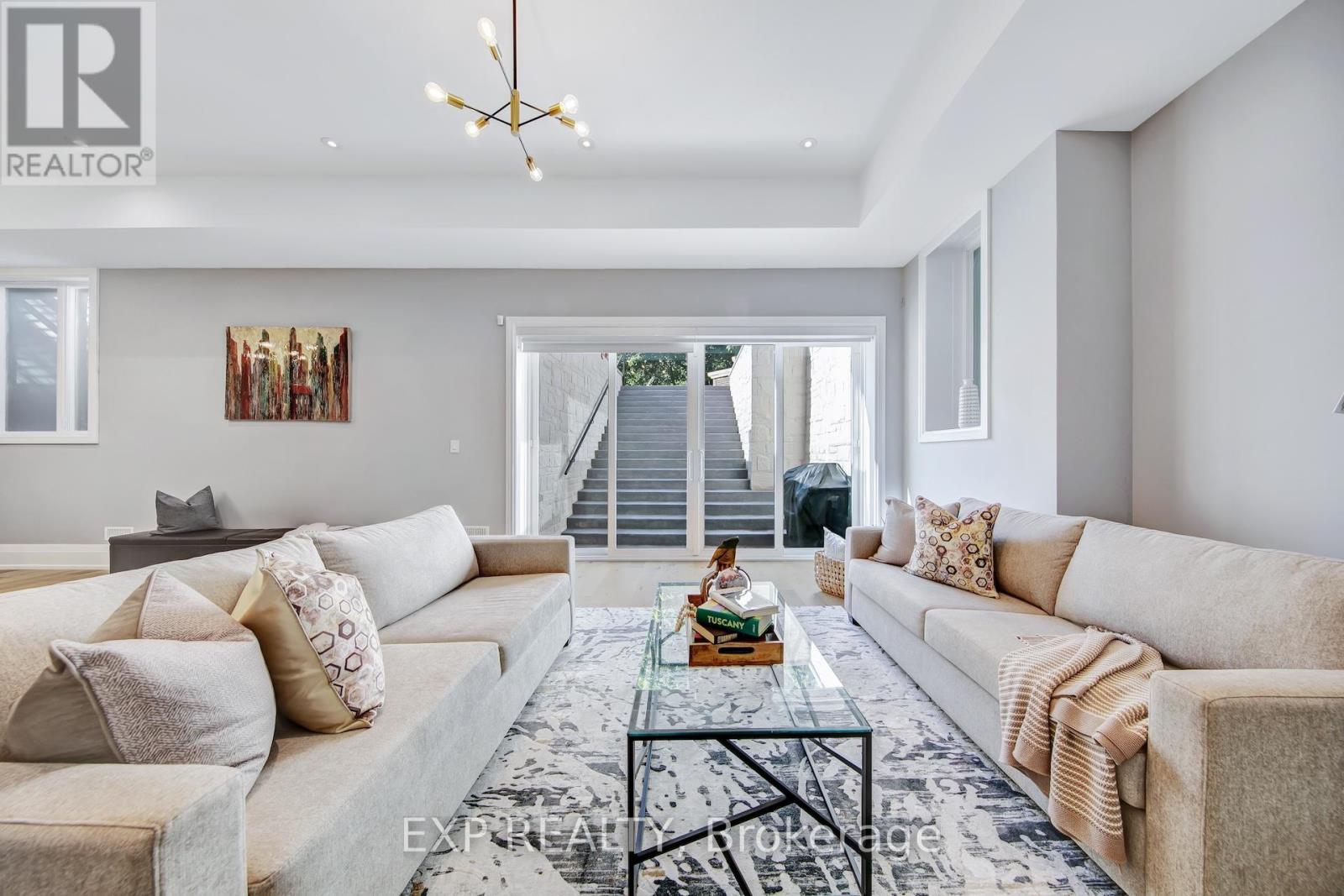 150 Wolfdale Avenue, Oakville, Ontario  L6L 4S1 - Photo 45 - W12611736