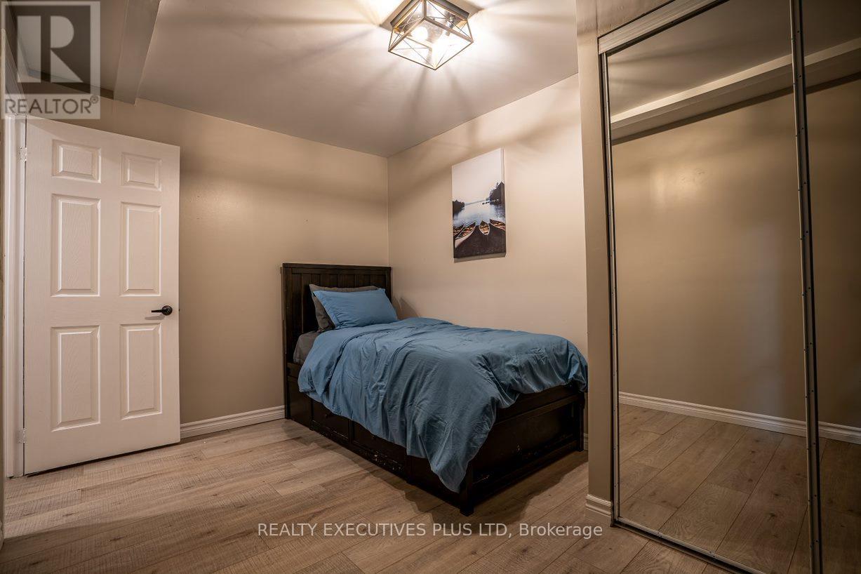 2300 Olde Base Line Road, Caledon, Ontario  L7C 0J3 - Photo 9 - W12611592