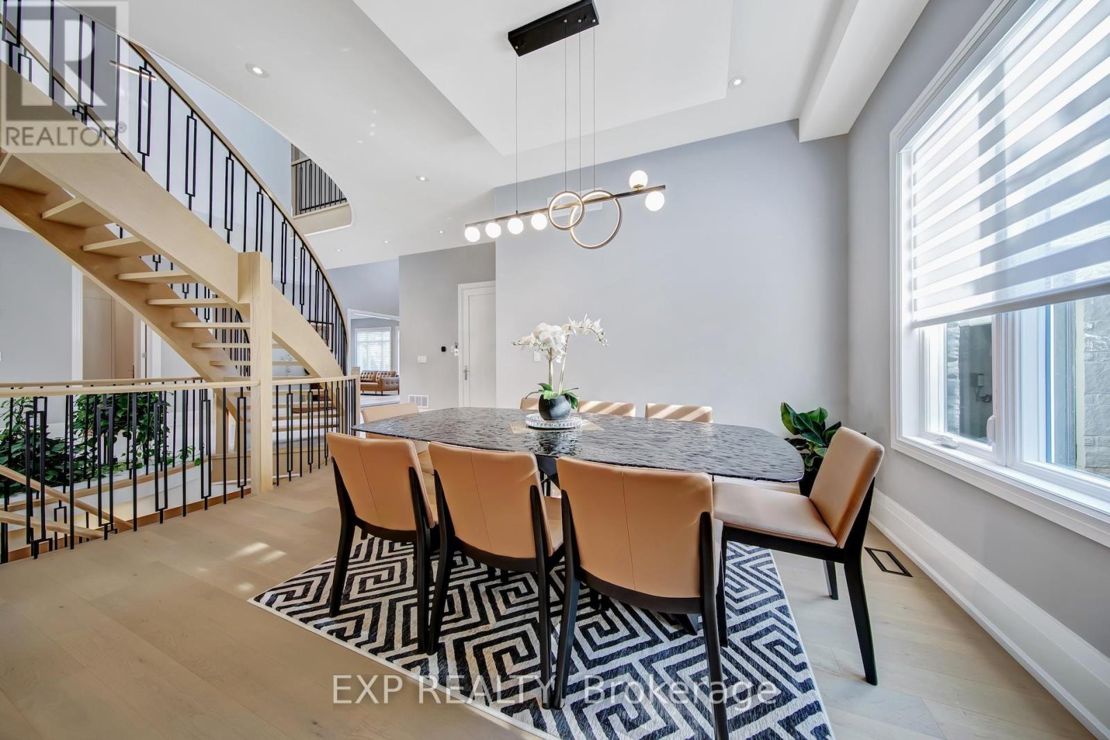 150 Wolfdale Avenue, Oakville, Ontario  L6L 4S1 - Photo 17 - W12611736