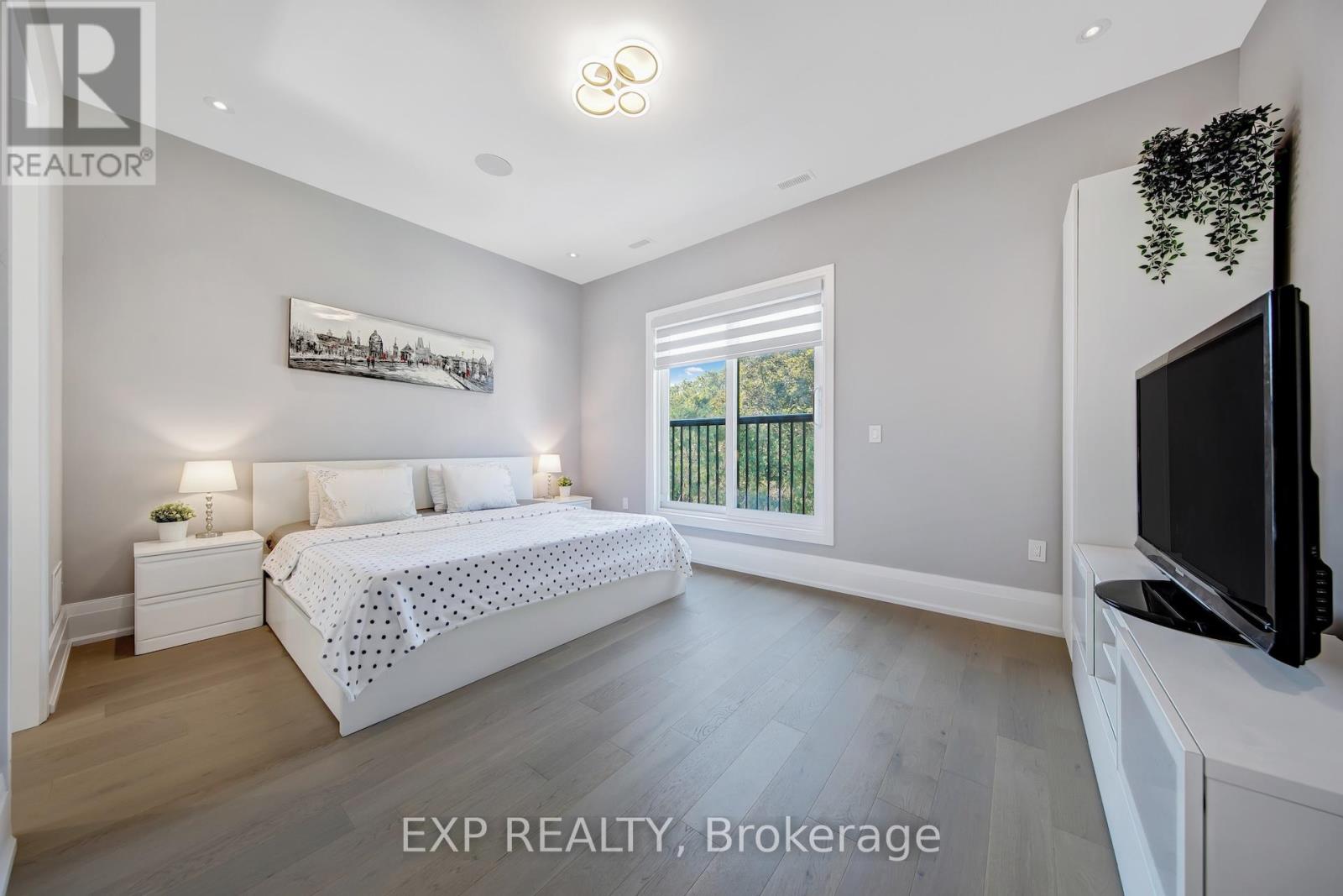 150 Wolfdale Avenue, Oakville, Ontario  L6L 4S1 - Photo 35 - W12611736