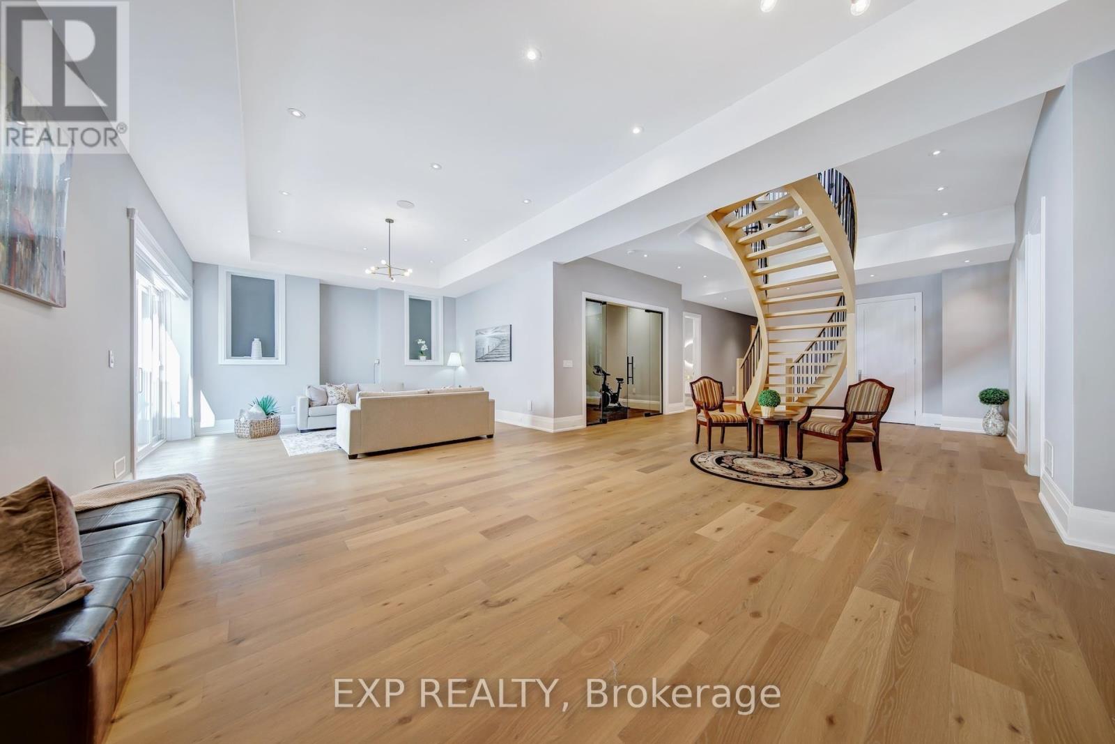 150 Wolfdale Avenue, Oakville, Ontario  L6L 4S1 - Photo 44 - W12611736