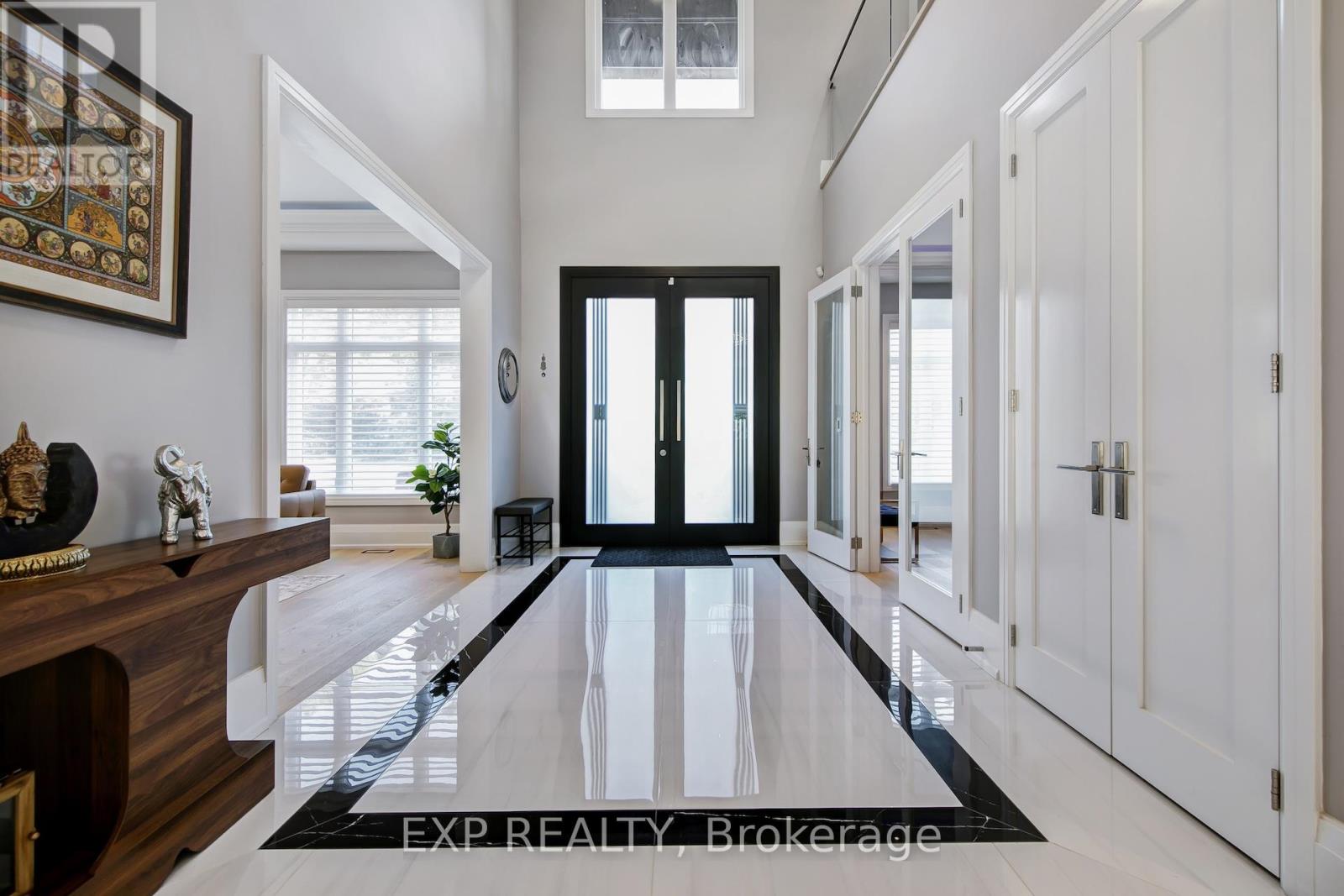 150 Wolfdale Avenue, Oakville, Ontario  L6L 4S1 - Photo 8 - W12611736