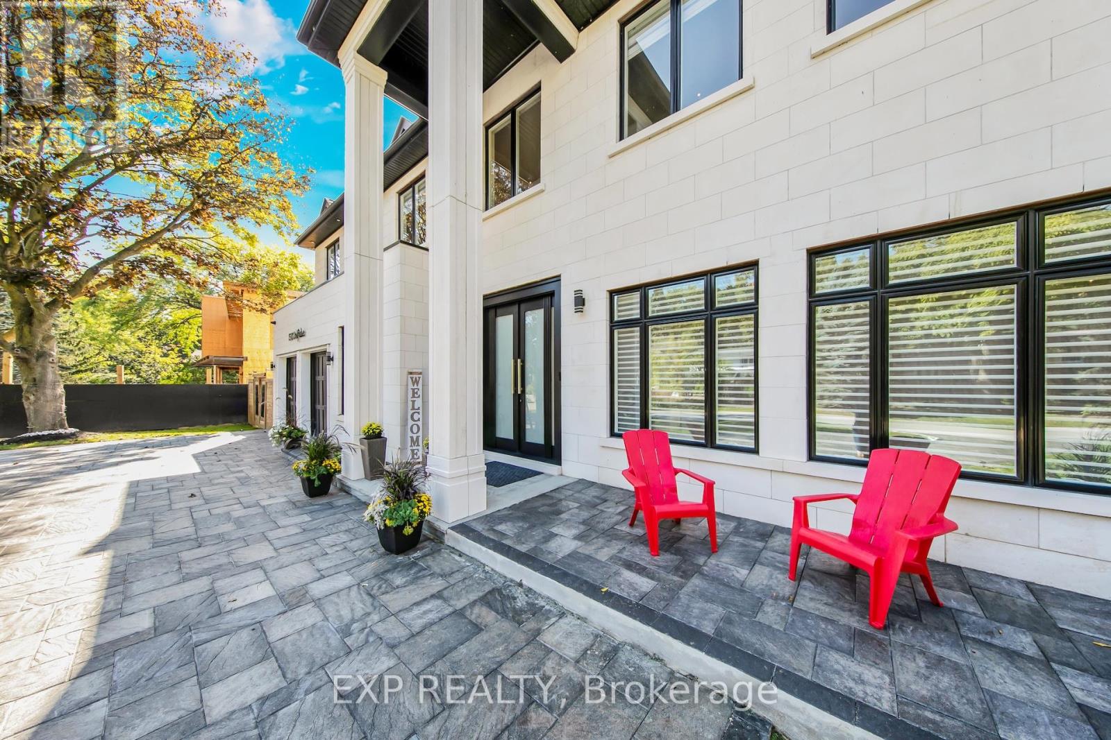 150 Wolfdale Avenue, Oakville, Ontario  L6L 4S1 - Photo 7 - W12611736