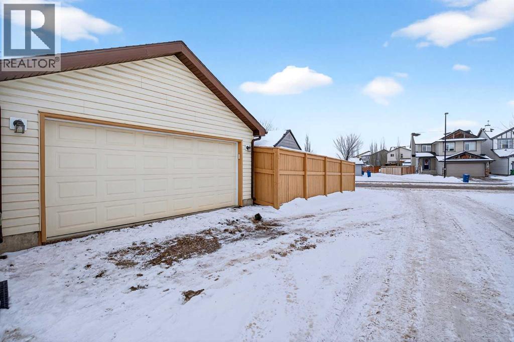 2003 Reunion Boulevard Nw, Airdrie, Alberta  T4B 0H2 - Photo 42 - A2274697