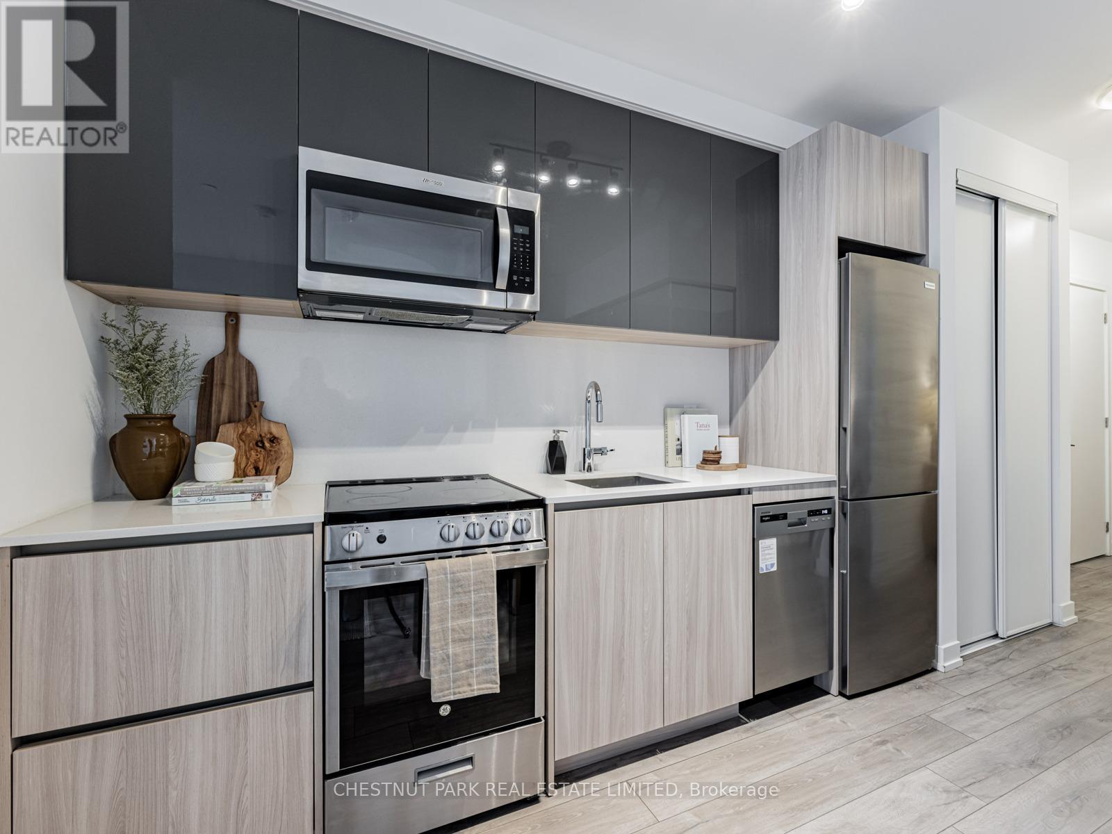 340 - 3100 Keele Street, Toronto, Ontario M3M 0E1 - Photo 6 - W12629058