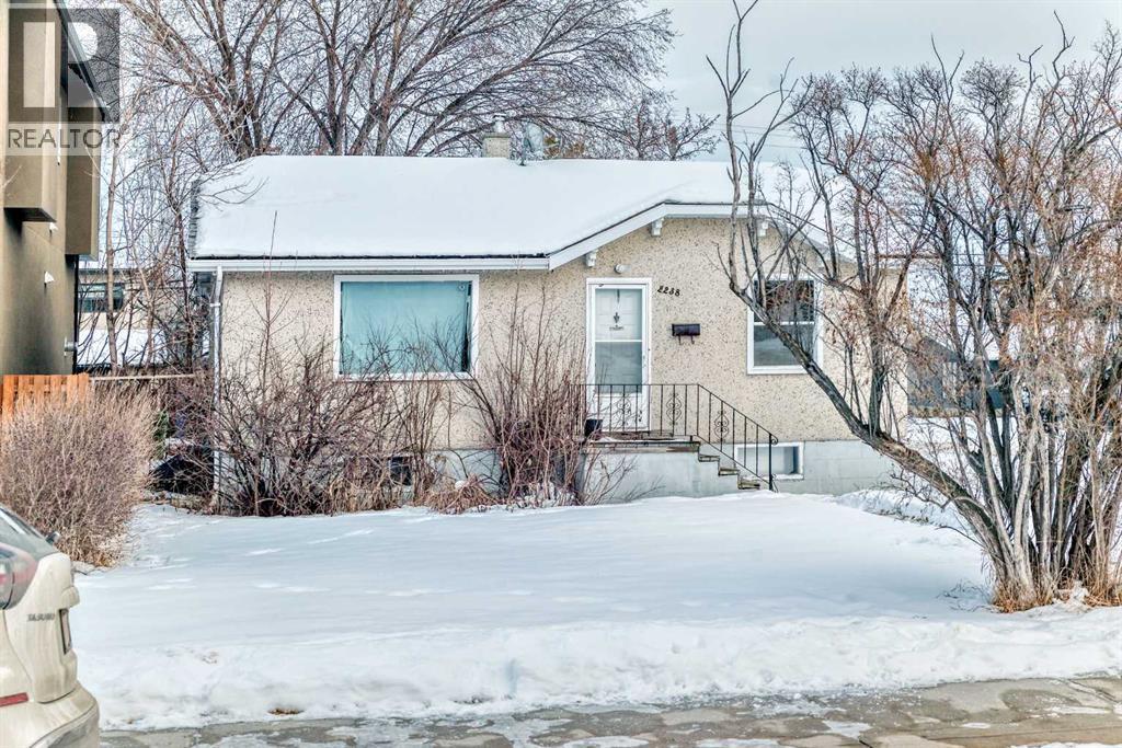 2238 32 Street Sw, Calgary, Alberta  T3E 2R5 - Photo 1 - A2274431