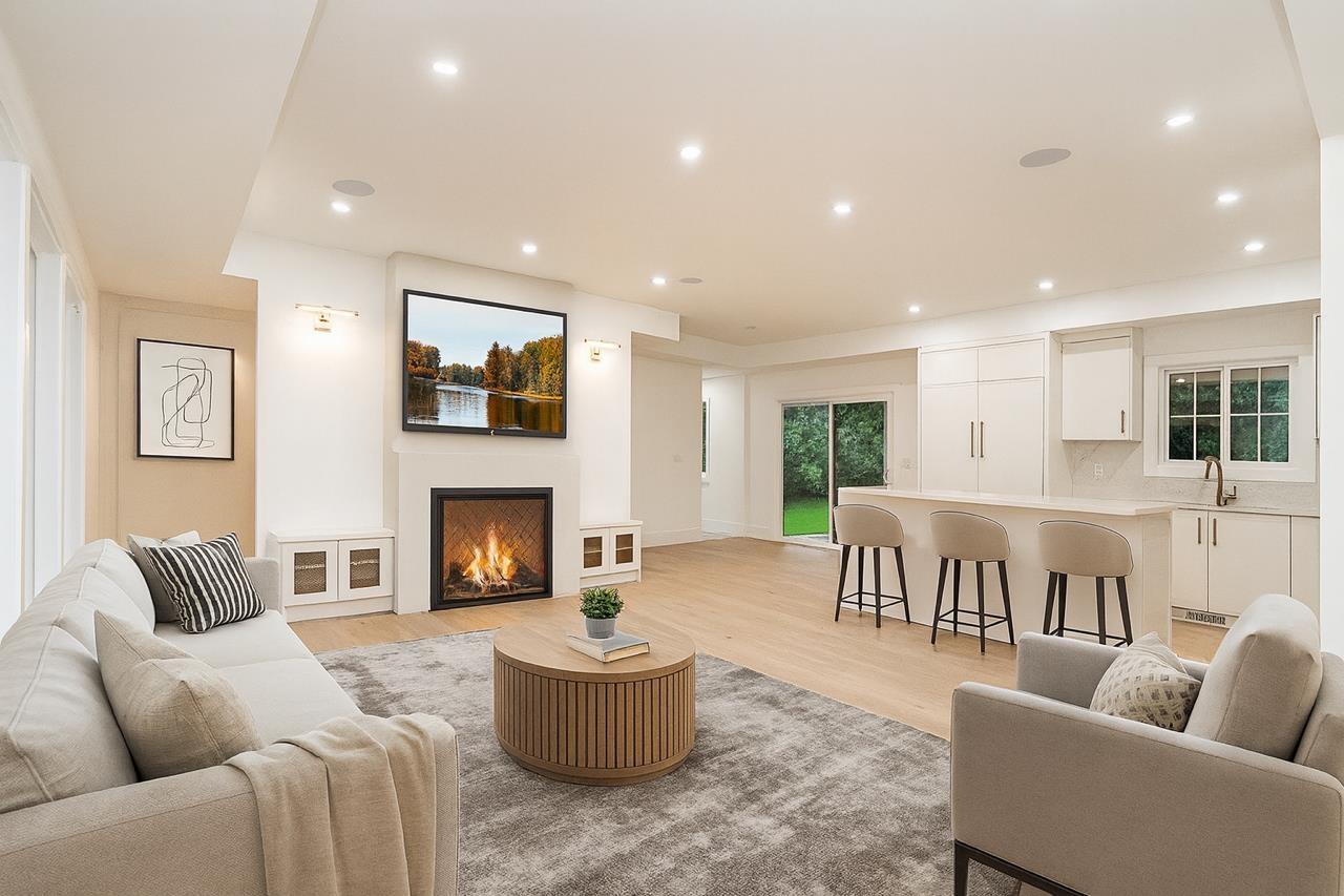 24430 56 Avenue, Langley, British Columbia V2Z 1E9 - Photo 3 - R3073432