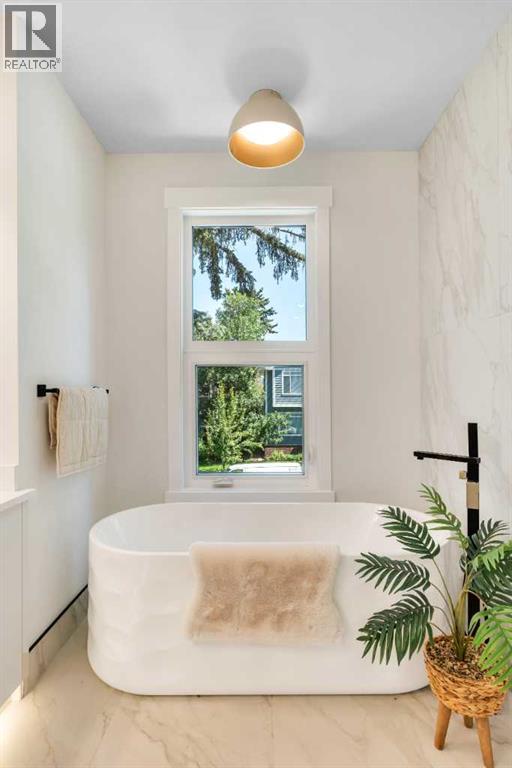 1130a Regent Crescent Ne, Calgary, Alberta  T2E 5J7 - Photo 28 - A2252392