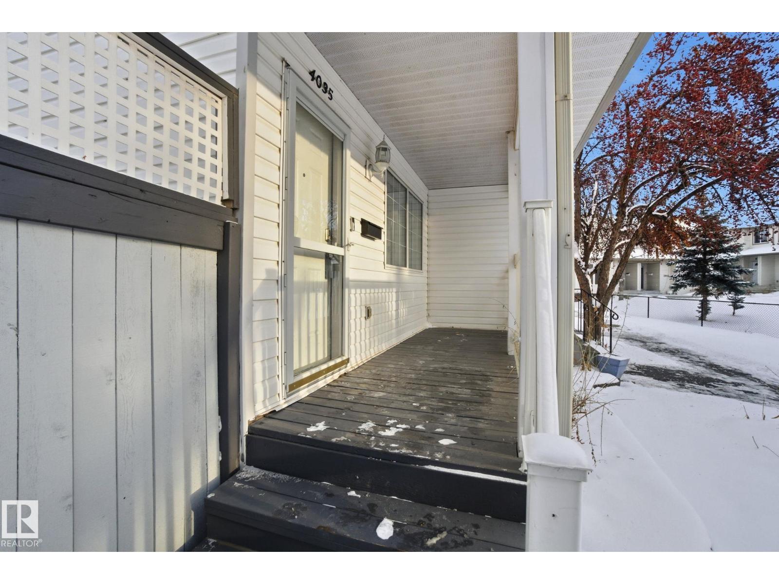 4035 38 St Nw, Edmonton, Alberta  T6L 6W8 - Photo 3 - E4467996