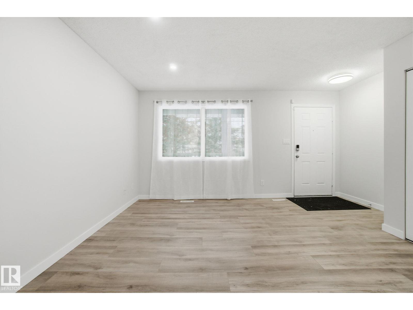 4035 38 St Nw, Edmonton, Alberta  T6L 6W8 - Photo 9 - E4467996