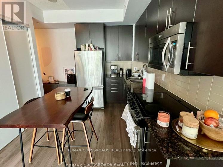 1301 - 60 Berwick Avenue, Toronto, Ontario  M5P 0A3 - Photo 3 - C12629074