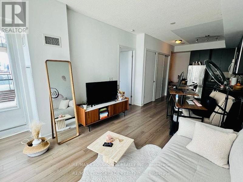 1301 - 60 Berwick Avenue, Toronto, Ontario  M5P 0A3 - Photo 7 - C12629074