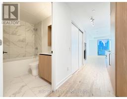 1907 - 35 PARLIAMENT STREET, Toronto, Ontario