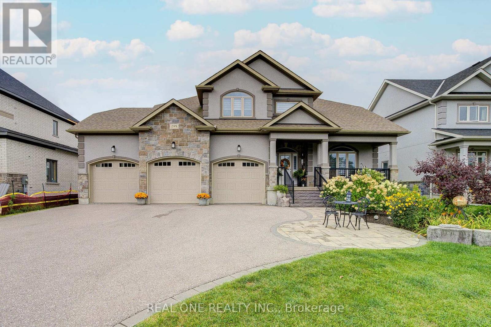 295 Sunnybrae Avenue, Innisfil, Ontario  L9S 0K9 - Photo 2 - N12629072