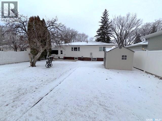 1013 Grayson Crescent, Moose Jaw, Saskatchewan  S6H 3E9 - Photo 23 - SK025556
