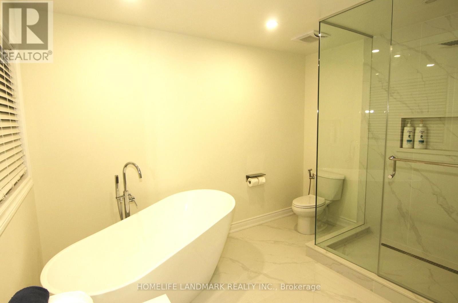 3861 Mulligan Cross, Mississauga, Ontario  L5M 7B2 - Photo 19 - W12611752