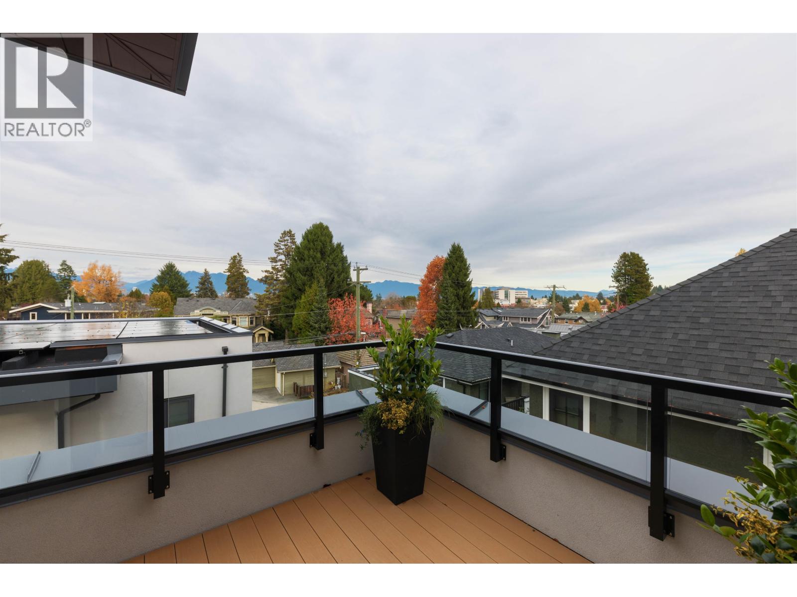 1 1177 W 33rd Avenue, Vancouver, British Columbia V0V 0V0 - Photo 31 - R3073339