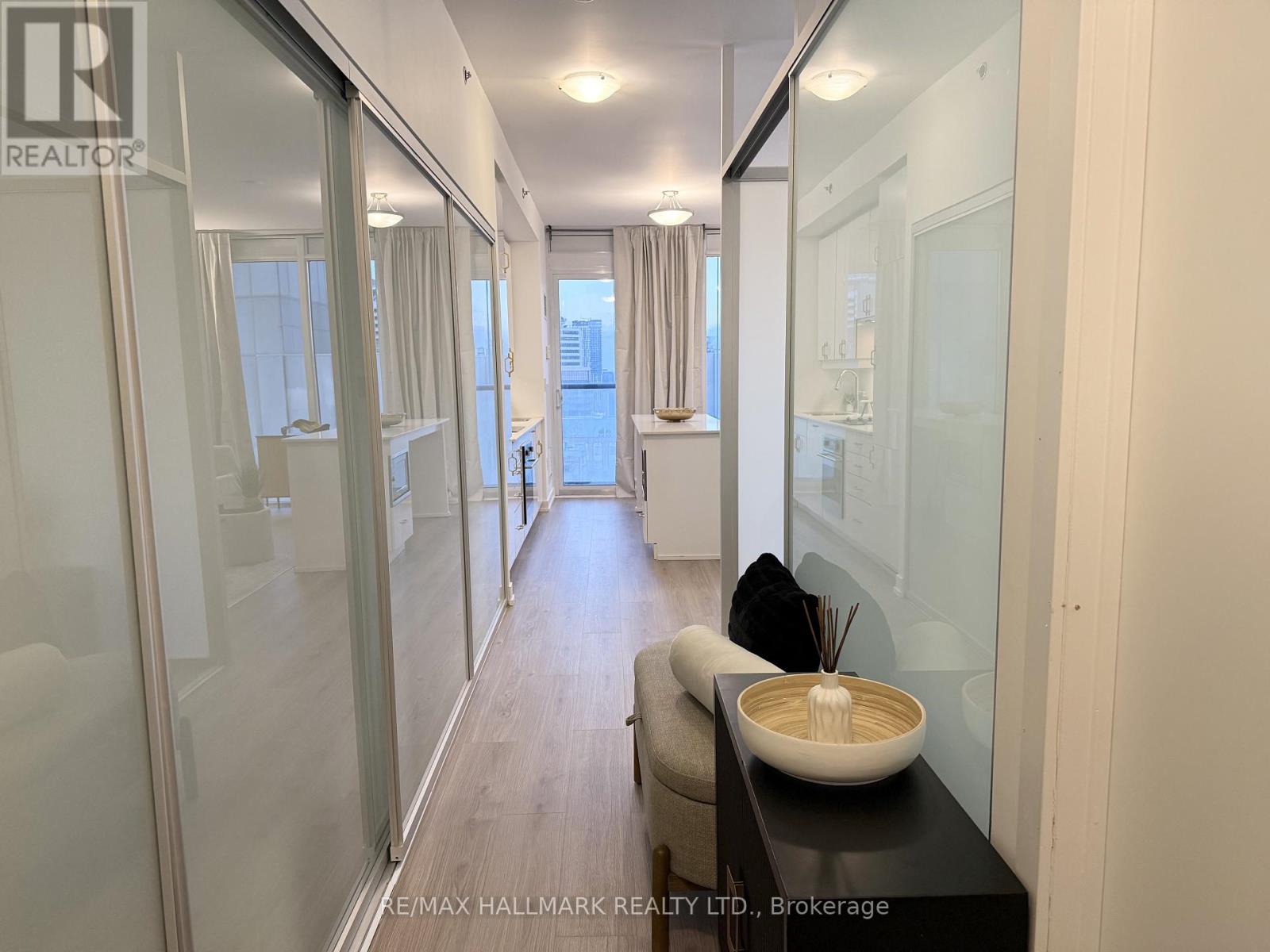 3109 - 426 University Avenue, Toronto, Ontario  M5G 1S9 - Photo 11 - C12629034