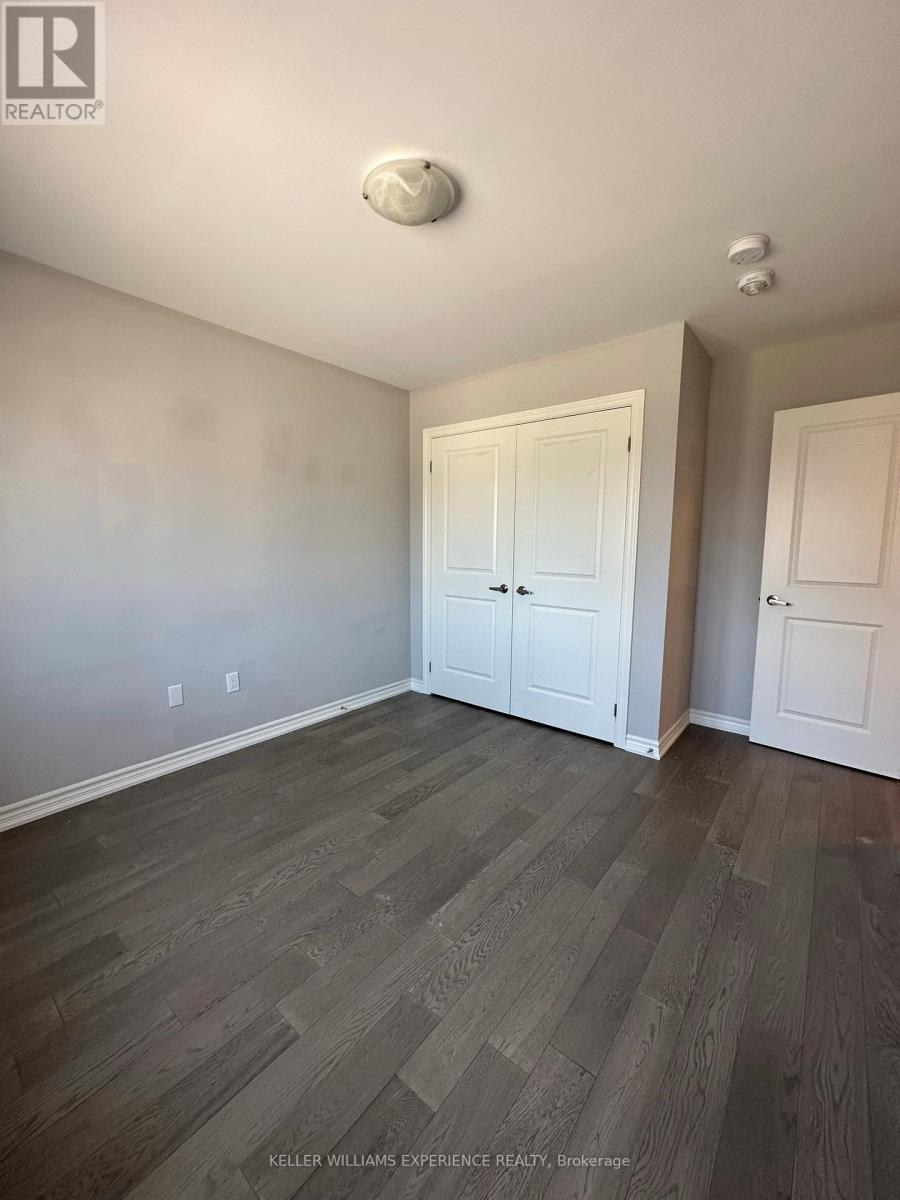 114 Jewel Street, Blue Mountains, Ontario  N0H 1J0 - Photo 16 - X12416620