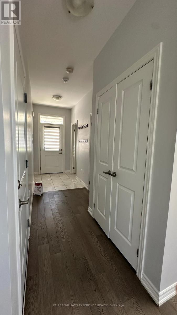 101 Addison Street, Blue Mountains, Ontario  N0H 1J0 - Photo 17 - X12415146