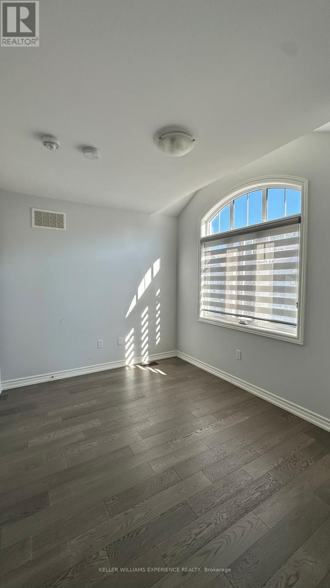 101 Addison Street, Blue Mountains, Ontario  N0H 1J0 - Photo 19 - X12415146