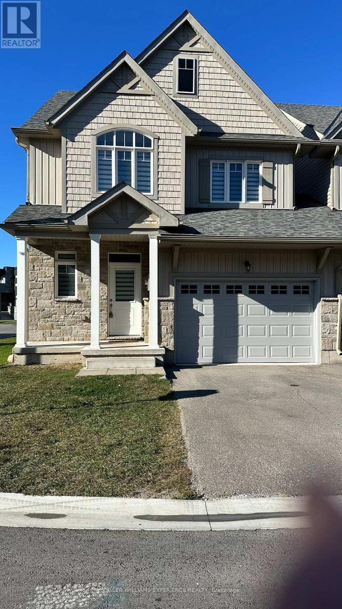 101 Addison Street, Blue Mountains, Ontario  N0H 1J0 - Photo 2 - X12415146