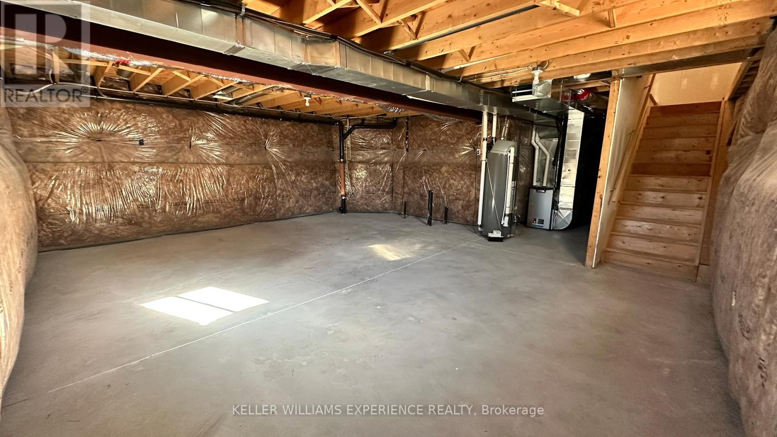 101 Addison Street, Blue Mountains, Ontario  N0H 1J0 - Photo 36 - X12415146