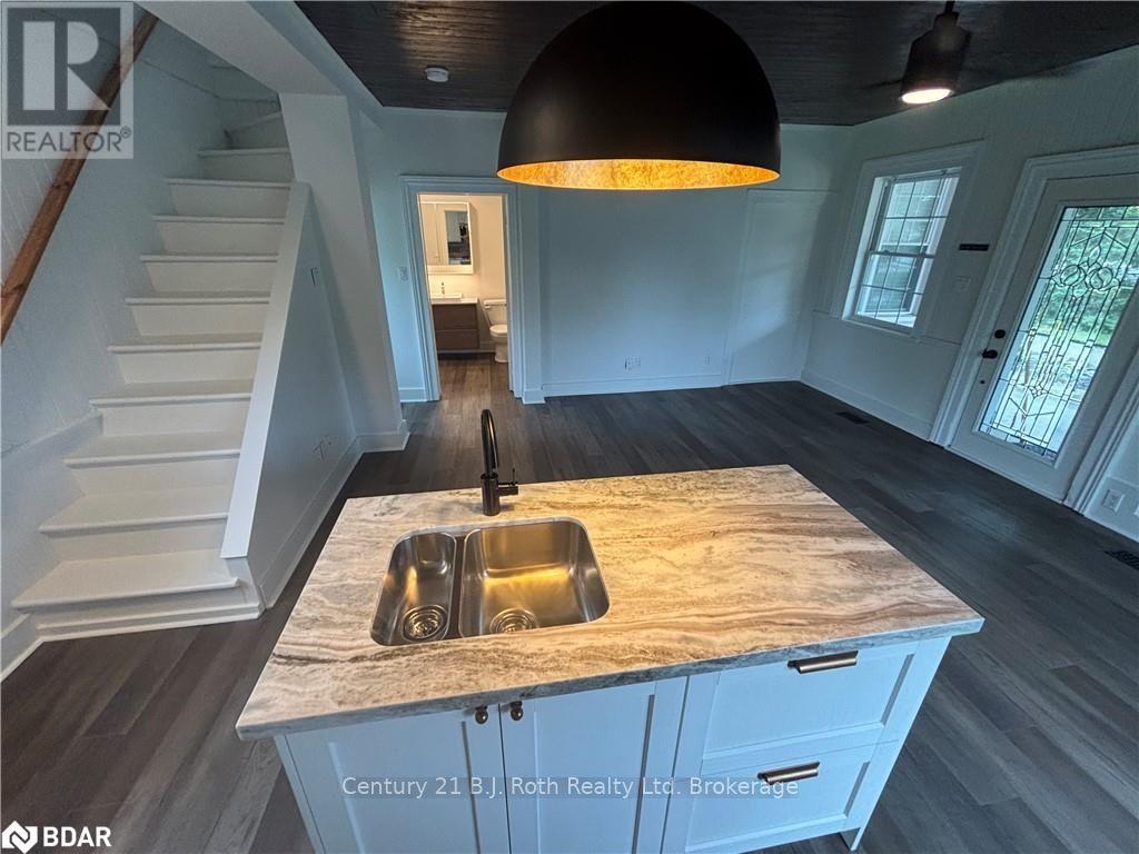 287 Barrie Street, Essa, Ontario  L0L 2N0 - Photo 11 - N12623012