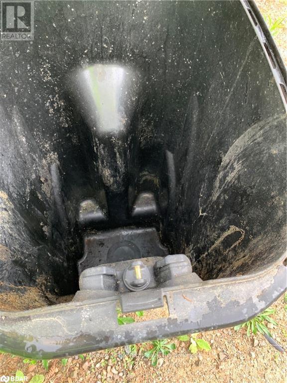 8240 Main Street, Adjala-Tosorontio, Ontario  L0M 1M0 - Photo 18 - N12623120